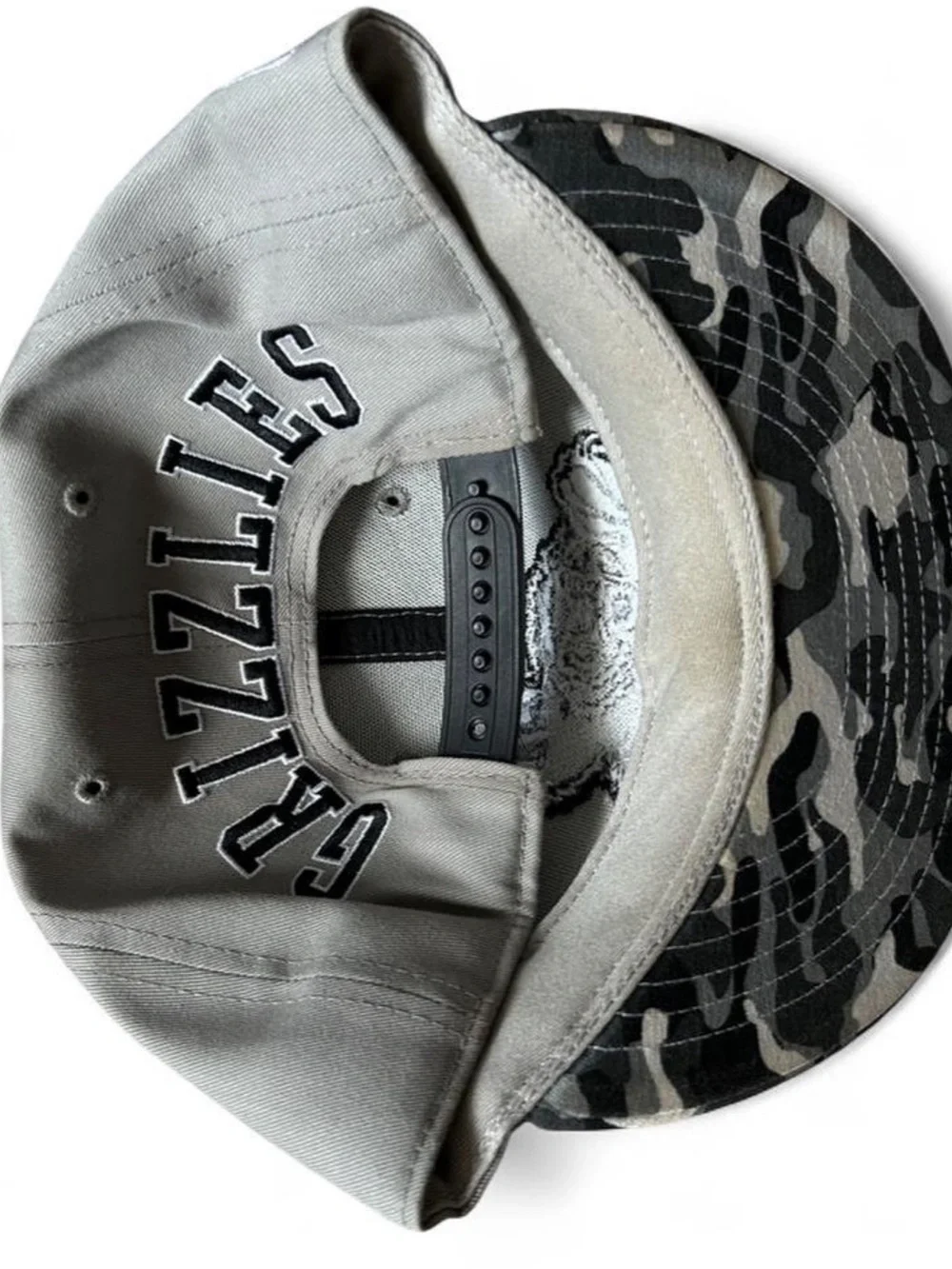 47 Brand Gray Bear Logo Snapback Hat with Camo Brim